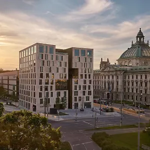 Koenigshof, A Luxury Collection Hotel, Hotel