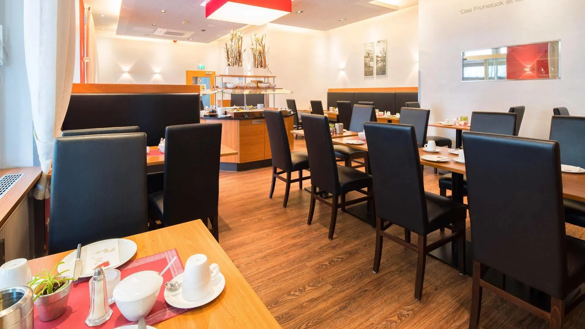 Hotel Isartor Mnichov 3*,